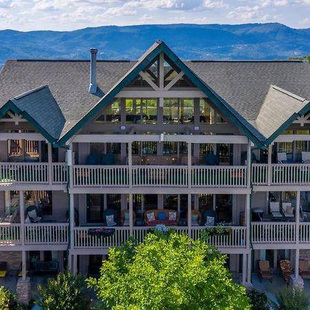 Tanasi Lodge - Reunions, Retreats, Weddings, Family Getaways Sevierville Esterno foto