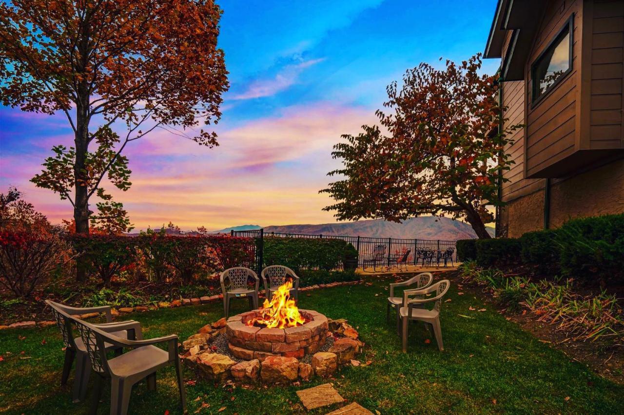Tanasi Lodge - Reunions, Retreats, Weddings, Family Getaways Sevierville Esterno foto