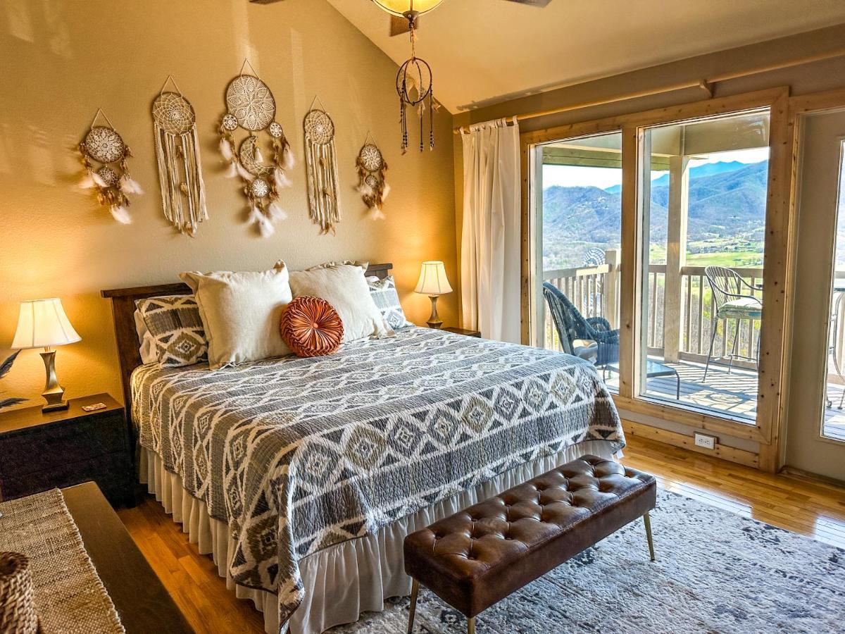 Tanasi Lodge - Reunions, Retreats, Weddings, Family Getaways Sevierville Esterno foto