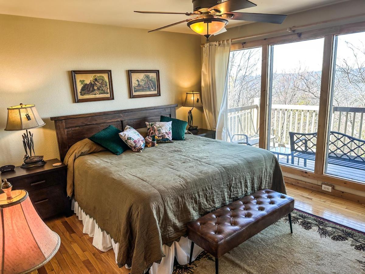 Tanasi Lodge - Reunions, Retreats, Weddings, Family Getaways Sevierville Esterno foto